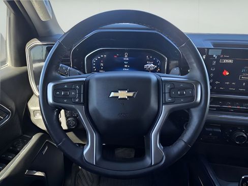 Used 2024 Chevrolet Silverado 1500 LTZ image 29