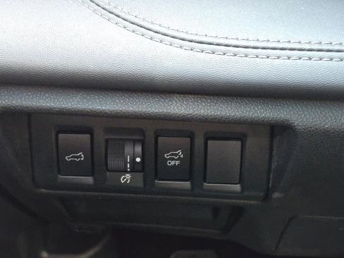 Used 2022 Subaru Outback Limited image 24