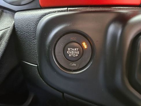 Used 2019 Jeep Wrangler Unlimited Rubicon image 23