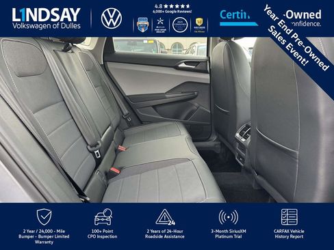 Used 2022 Volkswagen Taos SE w/ Panoramic Sunroof Package image 14
