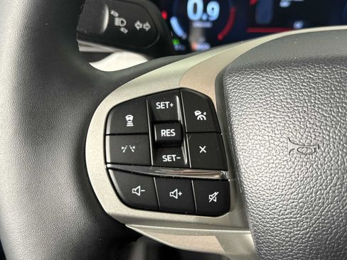 Used 2026 Ford Explorer Active w/ Active Comfort Package RWD image 28