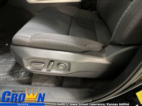 New 2026 Toyota Tundra SR5 image 16