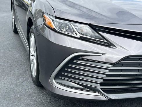 Used 2024 Toyota Camry LE image 10
