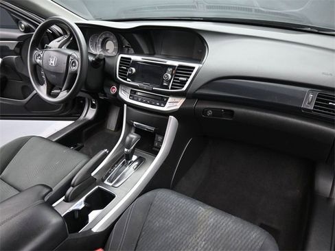 Used 2014 Honda Accord EX image 40