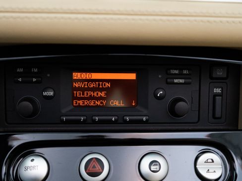 Used 2001 BMW Z8 RWD image 17