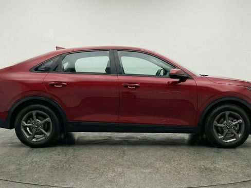 Used 2025 Kia K4 LXS image 11