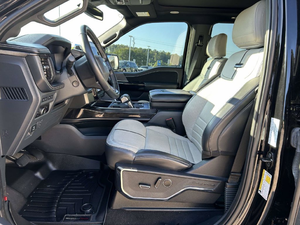 Used 2023 Ford F150 Lightning Platinum AWD/4WD image 15