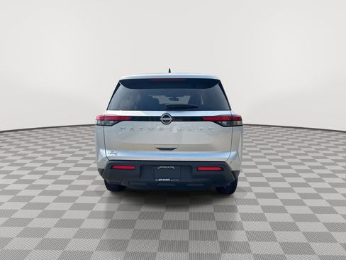 Certified 2025 Nissan Pathfinder S FWD image 10