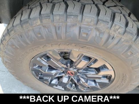 Used 2023 Nissan Frontier PRO-4X w/ Pro Convenience Package AWD/4WD image 5