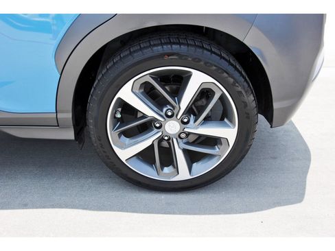 Used 2020 Hyundai Kona Ultimate FWD image 30
