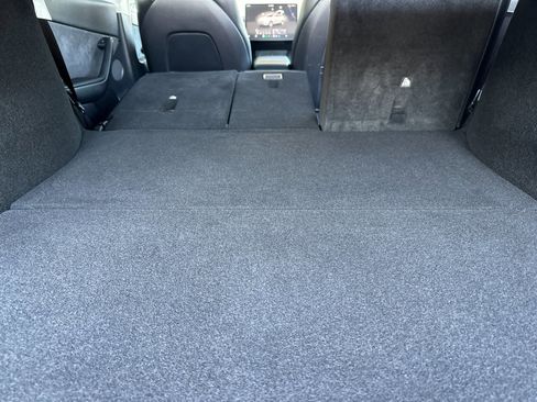 Used 2023 Tesla Model Y AWD image 15