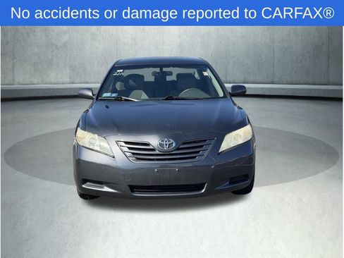 Used 2007 Toyota Camry LE image 2