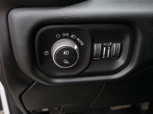 Used 2019 RAM 3500 Big Horn AWD/4WD image 21