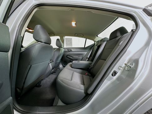 Used 2023 Nissan Altima 2.5 SV FWD image 26