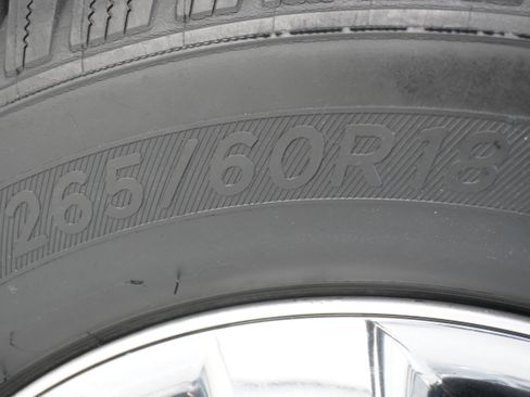 Used 2014 Ford F150 XLT w/ XLT Chrome Package image 22