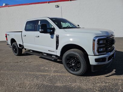 New 2026 Ford F250 Lariat w/ Black Appearance Package