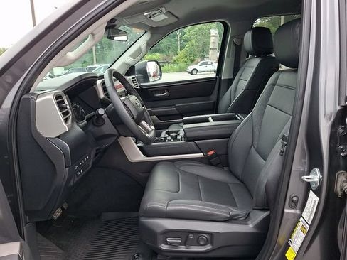 Used 2024 Toyota Tundra SR5 w/ SR5 Premium Package AWD/4WD image 10