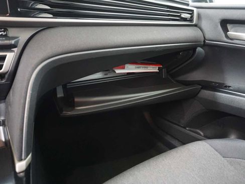 Used 2025 Toyota Camry LE image 19