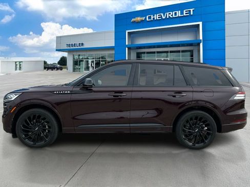 Used 2024 Lincoln Aviator Reserve w/ Equipment Group 201A AWD/4WD image 8