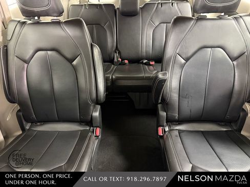 Used 2021 Chrysler Voyager Lxi FWD image 31