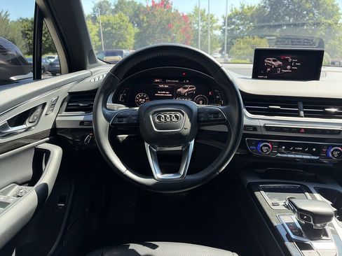 Used 2018 Audi Q7 2.0T Premium Plus AWD/4WD image 21