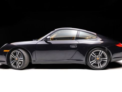 Used 2010 Porsche 911 Carrera RWD image 19