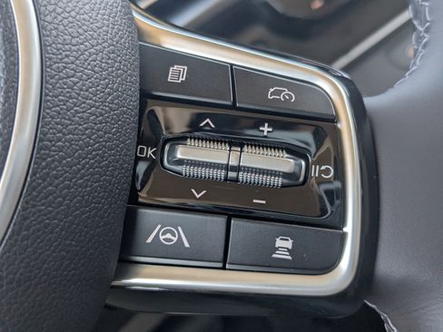 New 2026 Kia Carnival LXS image 39