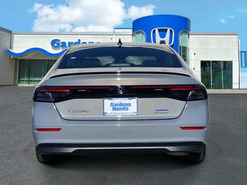 Used 2025 Honda Accord Sport image 5