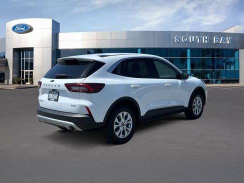 Certified 2024 Ford Escape Active image 5