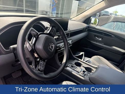 Used 2025 Honda Pilot EX-L image 15