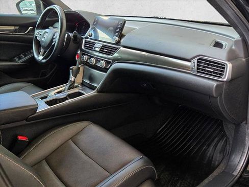 Used 2019 Honda Accord Sport image 18