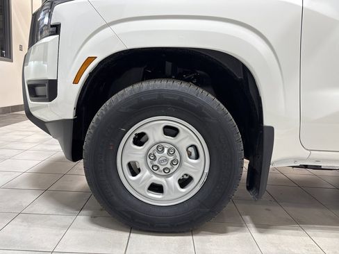 New 2026 Nissan Frontier S image 7