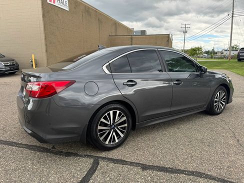 Used 2018 Subaru Legacy 2.5i Premium AWD/4WD image 10