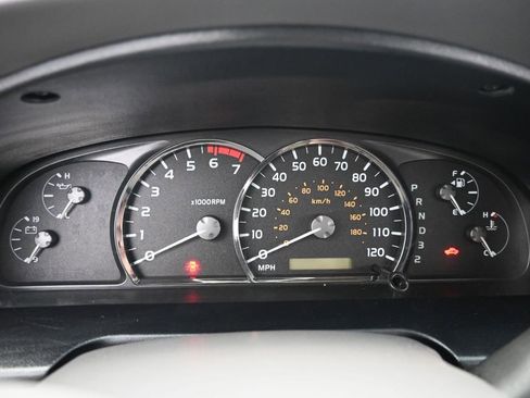 Used 2005 Toyota Sequoia SR5 image 12