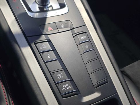 Used 2018 Porsche 911 GT3 RWD image 29