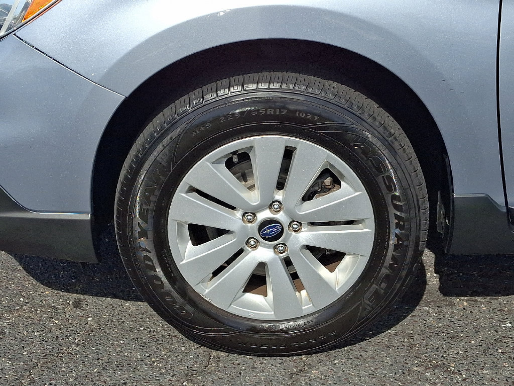 Used 2017 Subaru Outback 2.5i Premium AWD/4WD image 8