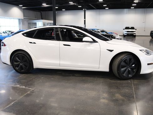 Used 2021 Tesla Model S Plaid AWD/4WD image 8