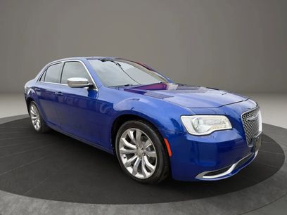 Used 2018 Chrysler 300 Touring w/ Chrome Appearance Package