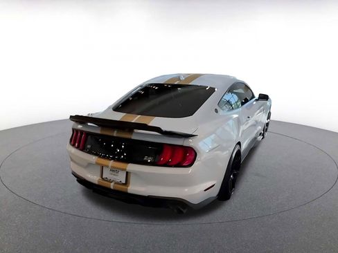 Used 2022 Ford Mustang Shelby GT500 w/ Technology Package RWD image 14