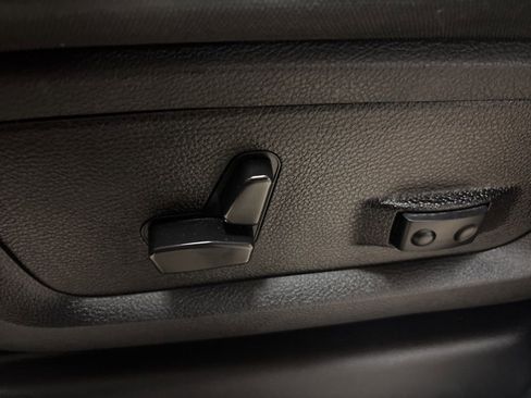 Used 2024 RAM 2500 Big Horn image 25