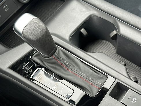 New 2026 Nissan Sentra SR w/ Floor Mat Package image 17