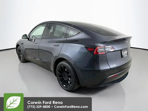 Used 2024 Tesla Model Y Long Range AWD/4WD image 5