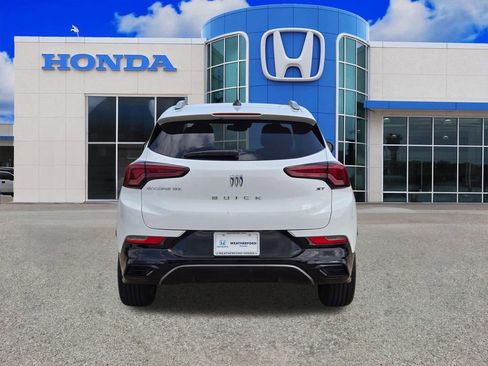 Used 2024 Buick Encore GX Sport Touring w/ Comfort Package FWD image 4