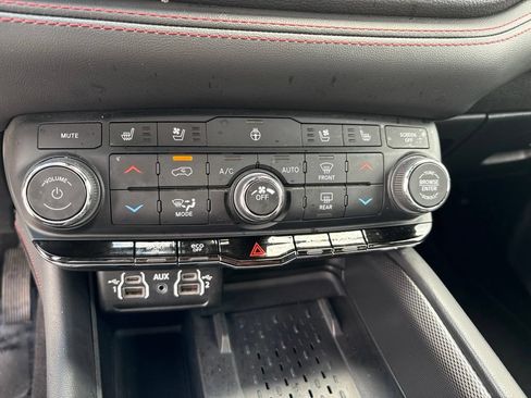 Used 2025 Dodge Durango R/T AWD/4WD image 51