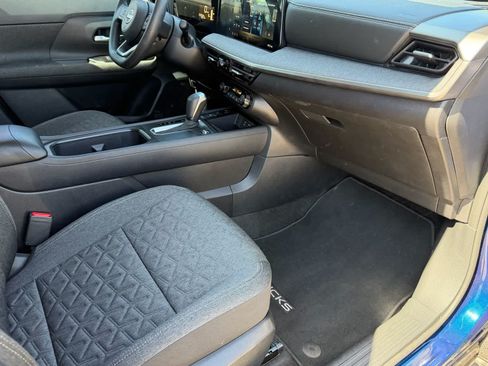 Used 2026 Nissan Kicks SV FWD image 13