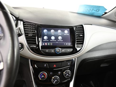 Used 2019 Chevrolet Trax Premier AWD/4WD image 26