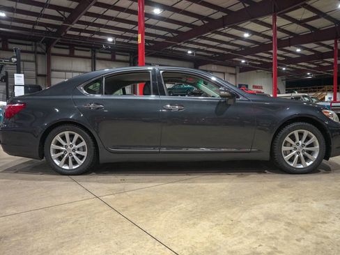 Used 2010 Lexus LS 460 AWD image 10
