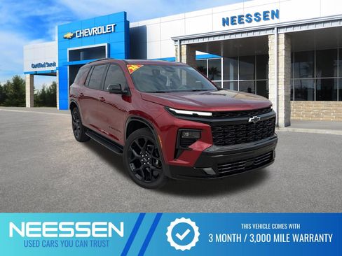 Used 2026 Chevrolet Traverse RS w/ LPO, Floor Liner Package AWD/4WD image 1