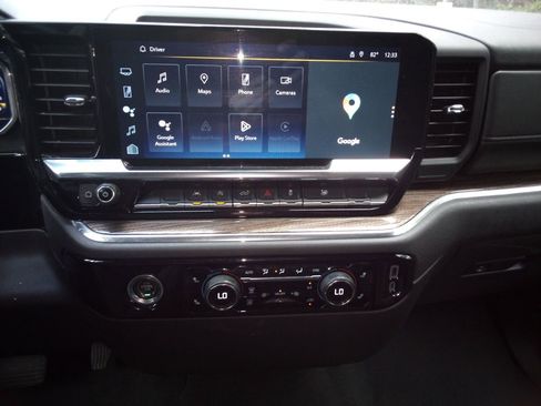 Used 2023 Chevrolet Silverado 1500 LT w/ Protection Package image 19