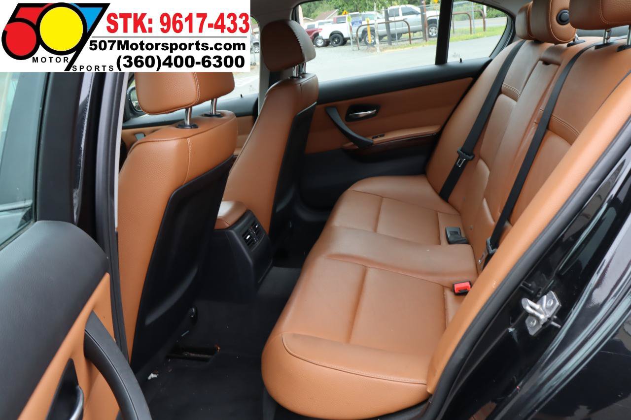 Used 2011 BMW 328i xDrive Sedan AWD/4WD image 13